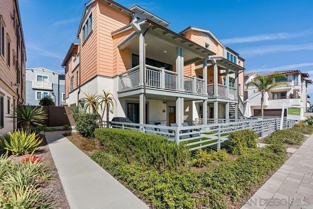 823 Jersey Court, San Diego, CA 92109