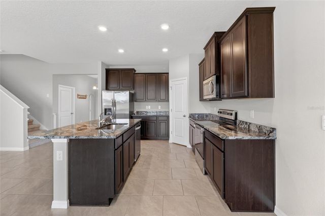 32107 CONCHSHELL SAIL STREET, Wesley Chapel, FL 33545