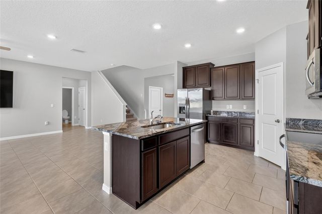 32107 CONCHSHELL SAIL STREET, Wesley Chapel, FL 33545