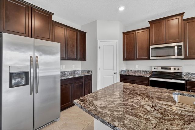 32107 CONCHSHELL SAIL STREET, Wesley Chapel, FL 33545