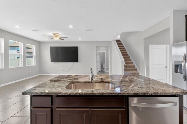 32107 CONCHSHELL SAIL STREET, Wesley Chapel, FL 33545