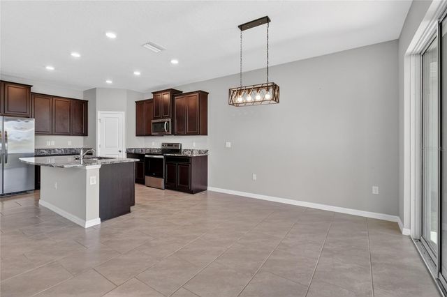 32107 CONCHSHELL SAIL STREET, Wesley Chapel, FL 33545