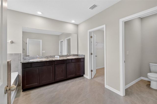32107 CONCHSHELL SAIL STREET, Wesley Chapel, FL 33545