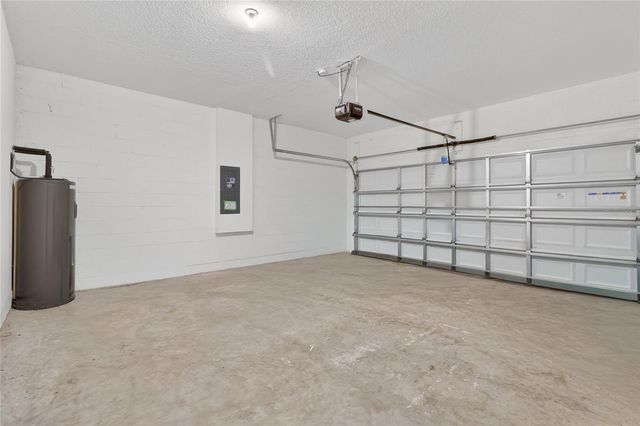 32107 CONCHSHELL SAIL STREET, Wesley Chapel, FL 33545