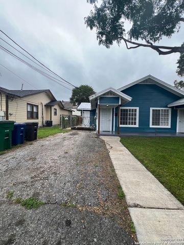 124 WIGGINS PL, San Antonio, TX 78214