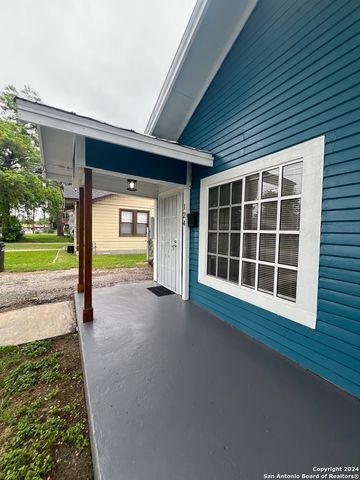 124 WIGGINS PL, San Antonio, TX 78214