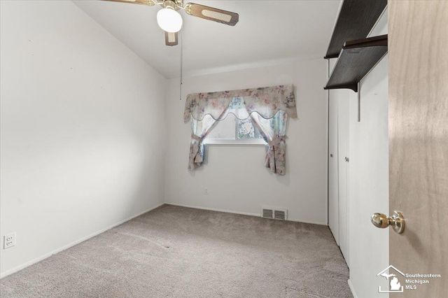 8435 Clippert Street, Taylor, MI 48180