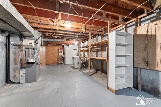 8435 Clippert Street, Taylor, MI 48180