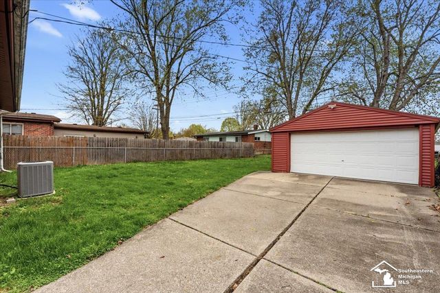 8435 Clippert Street, Taylor, MI 48180