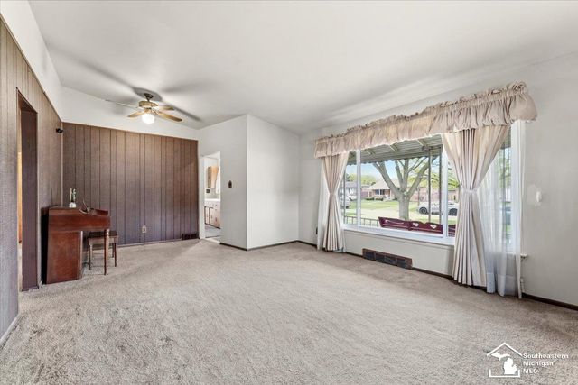 8435 Clippert Street, Taylor, MI 48180