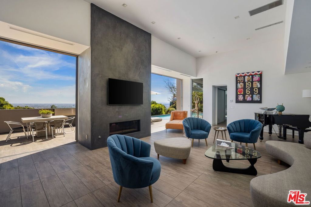 1489 Stebbins Terrace, West Hollywood, CA 90069 — photo 3