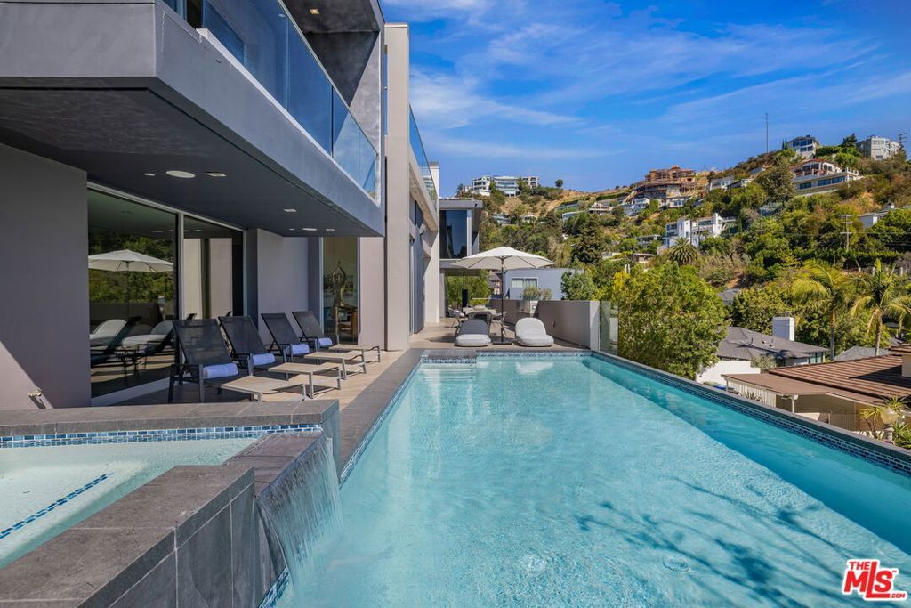 1489 Stebbins Terrace, West Hollywood, CA 90069 — photo 5