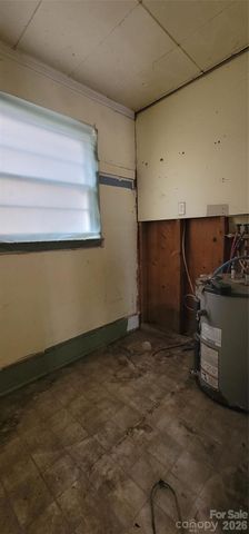 1939 River Road, Lincolnton, NC 28092