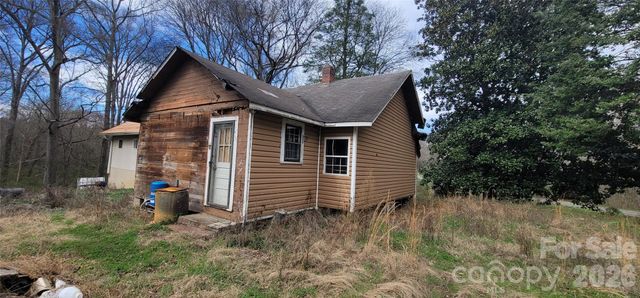 1939 River Road, Lincolnton, NC 28092