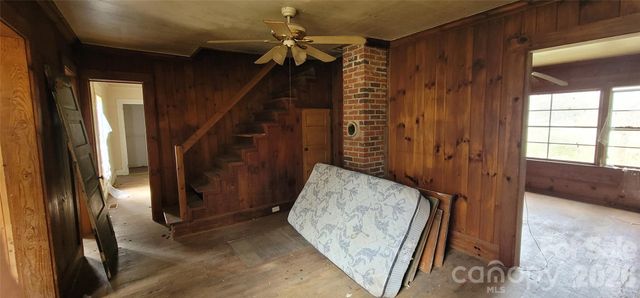 1939 River Road, Lincolnton, NC 28092