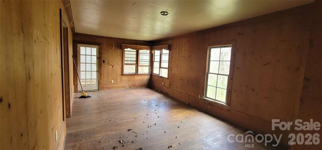 1939 River Road, Lincolnton, NC 28092