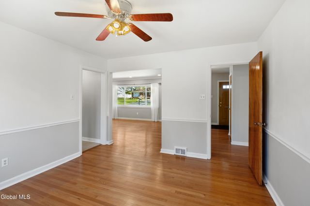 1265 Lexington Avenue, Schenectady, NY 12309
