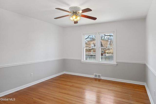 1265 Lexington Avenue, Schenectady, NY 12309
