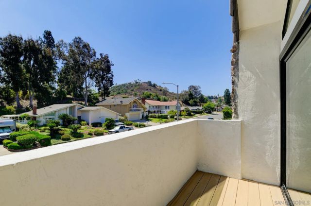 1562 Whitsett Dr, El Cajon, CA 92020