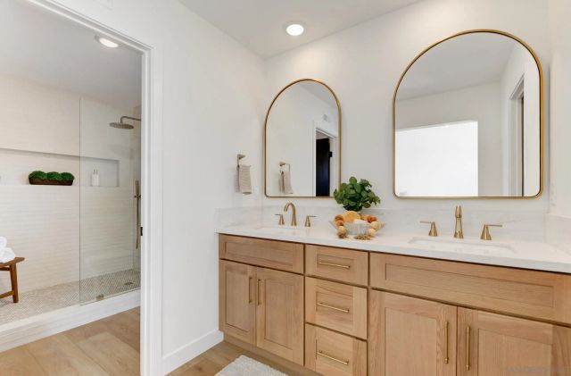 1562 Whitsett Dr, El Cajon, CA 92020