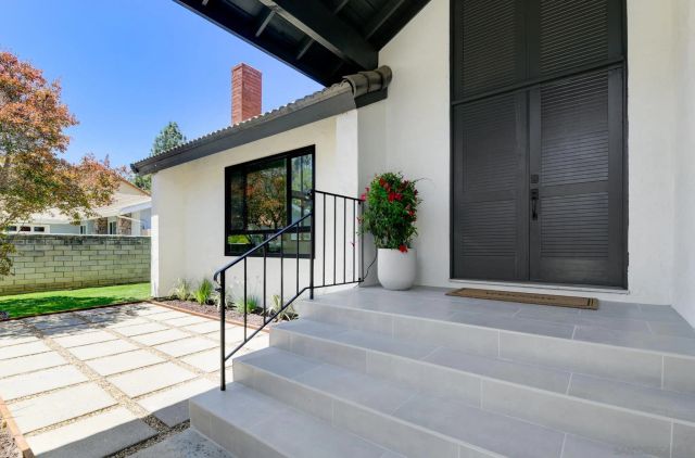 1562 Whitsett Dr, El Cajon, CA 92020