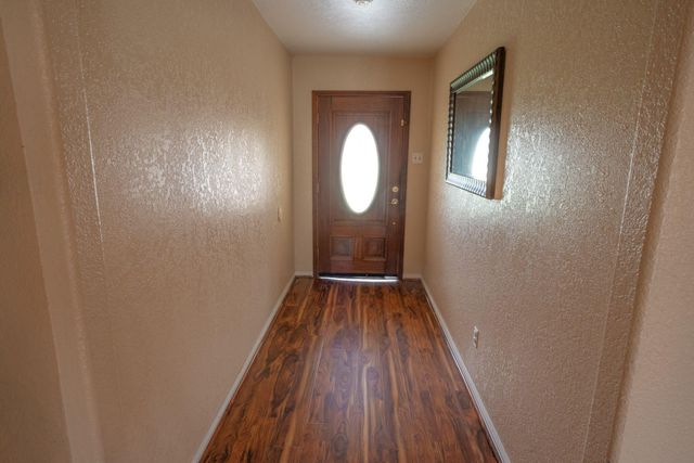 103 Sunflower Street, Lake Jackson, TX 77566