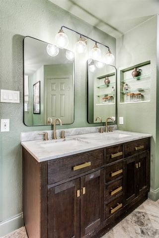 5125 Broken Bow Drive, Fort Worth, TX 76137