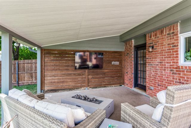 5125 Broken Bow Drive, Fort Worth, TX 76137