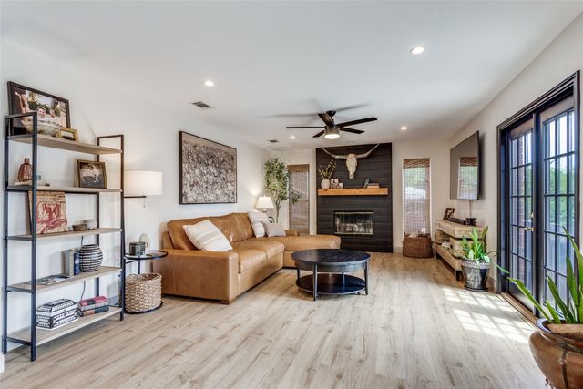 5125 Broken Bow Drive, Fort Worth, TX 76137