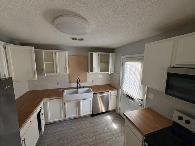 1935 Dunlap Avenue, Atlanta, GA 30344