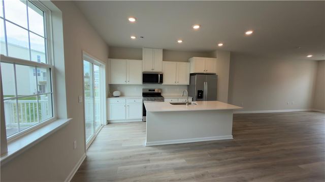 8204 Alexander Court, Upper Macungie Twp, PA 18031