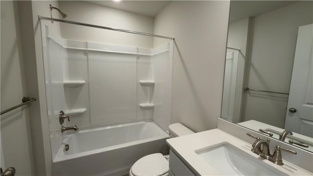 8204 Alexander Court, Upper Macungie Twp, PA 18031