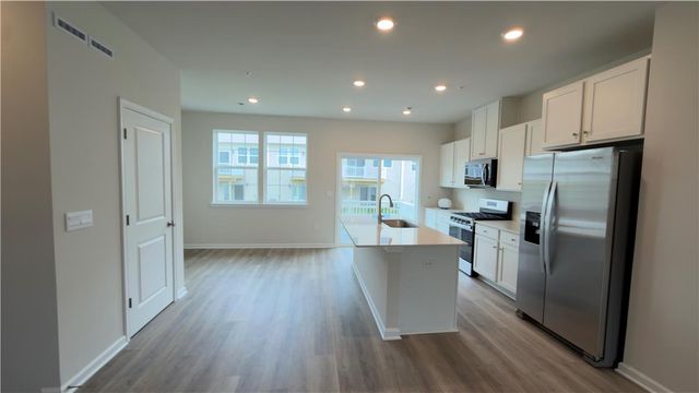 8204 Alexander Court, Upper Macungie Twp, PA 18031