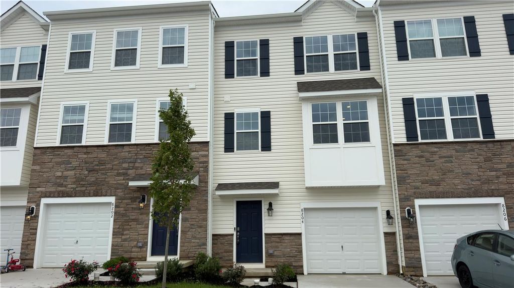 8204 Alexander Court, Upper Macungie Twp, PA 18031