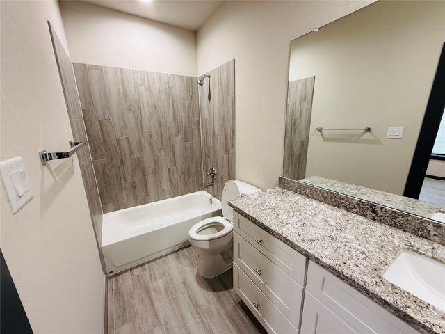 4802 Cruse Rd 1, Houston, TX 77016
