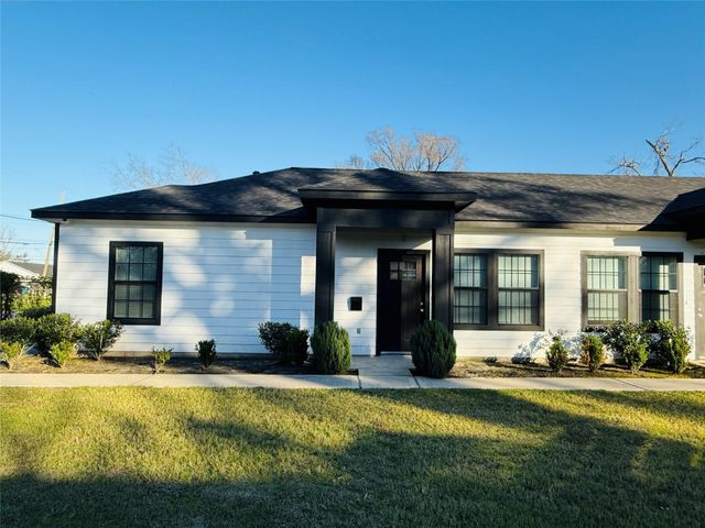 4802 Cruse Rd 1, Houston, TX 77016