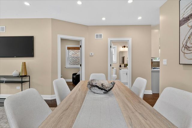 10103 S Aberdeen Street, Chicago, IL 60643