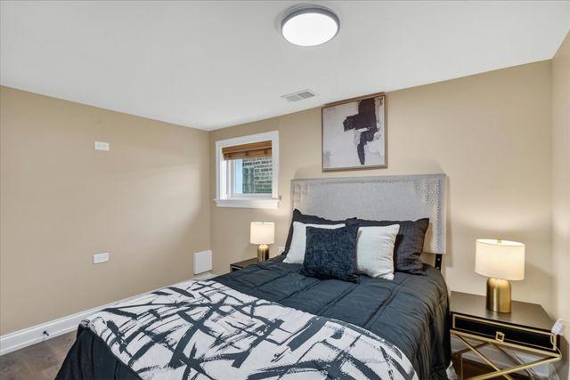 10103 S Aberdeen Street, Chicago, IL 60643
