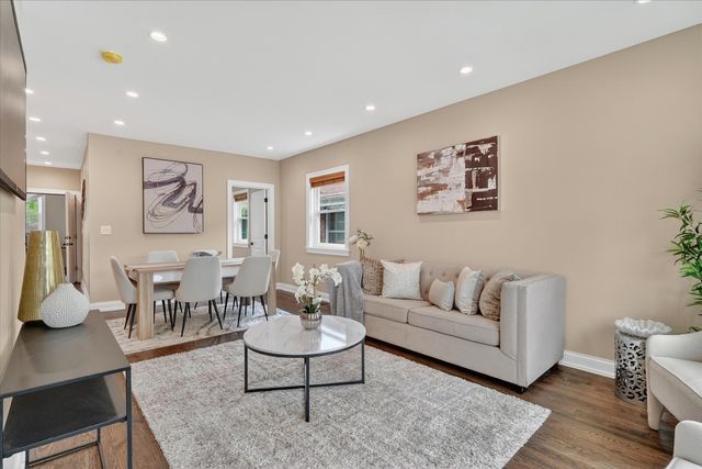 10103 S Aberdeen Street, Chicago, IL 60643