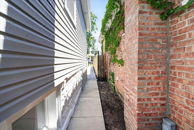 10103 S Aberdeen Street, Chicago, IL 60643