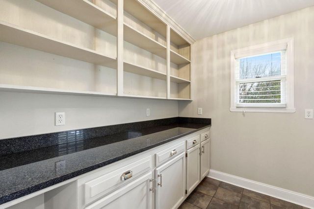105 Mark COURT, North Prairie, WI 53153