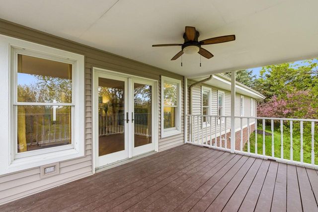105 Mark COURT, North Prairie, WI 53153