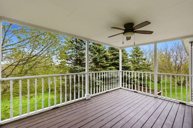 105 Mark COURT, North Prairie, WI 53153