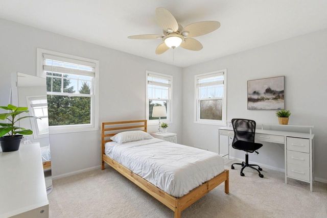 105 Mark COURT, North Prairie, WI 53153