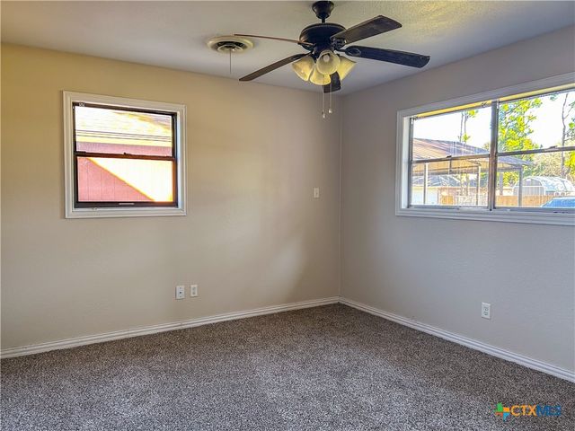 902 Joplin, Victoria, TX 77904