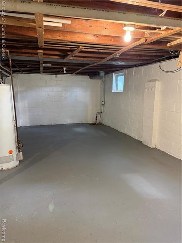 8126 Pardee Road, Taylor, MI 48180