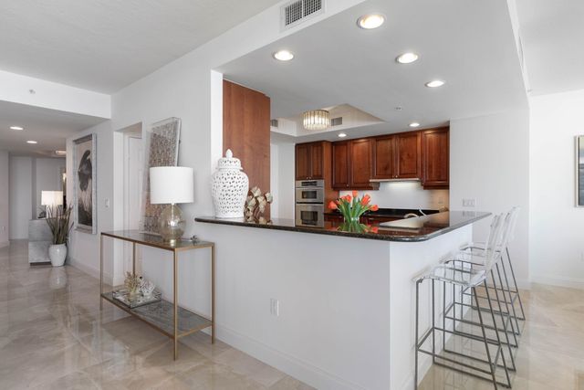 19 Avenue De La Mer 405, Palm Coast, FL 32137