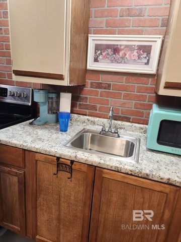 614 Escambia Loop, Lillian, AL 36549