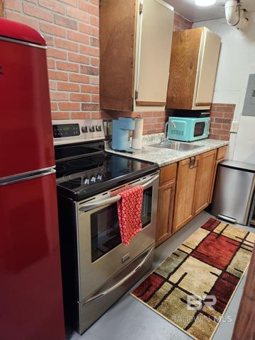 614 Escambia Loop, Lillian, AL 36549