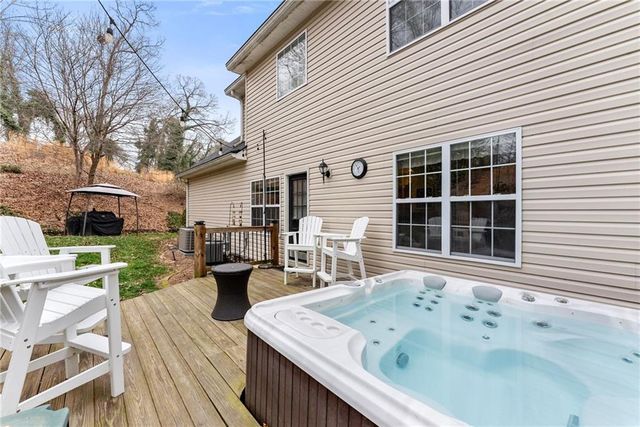 3451 Leisure Lane, Gainesville, GA 30506